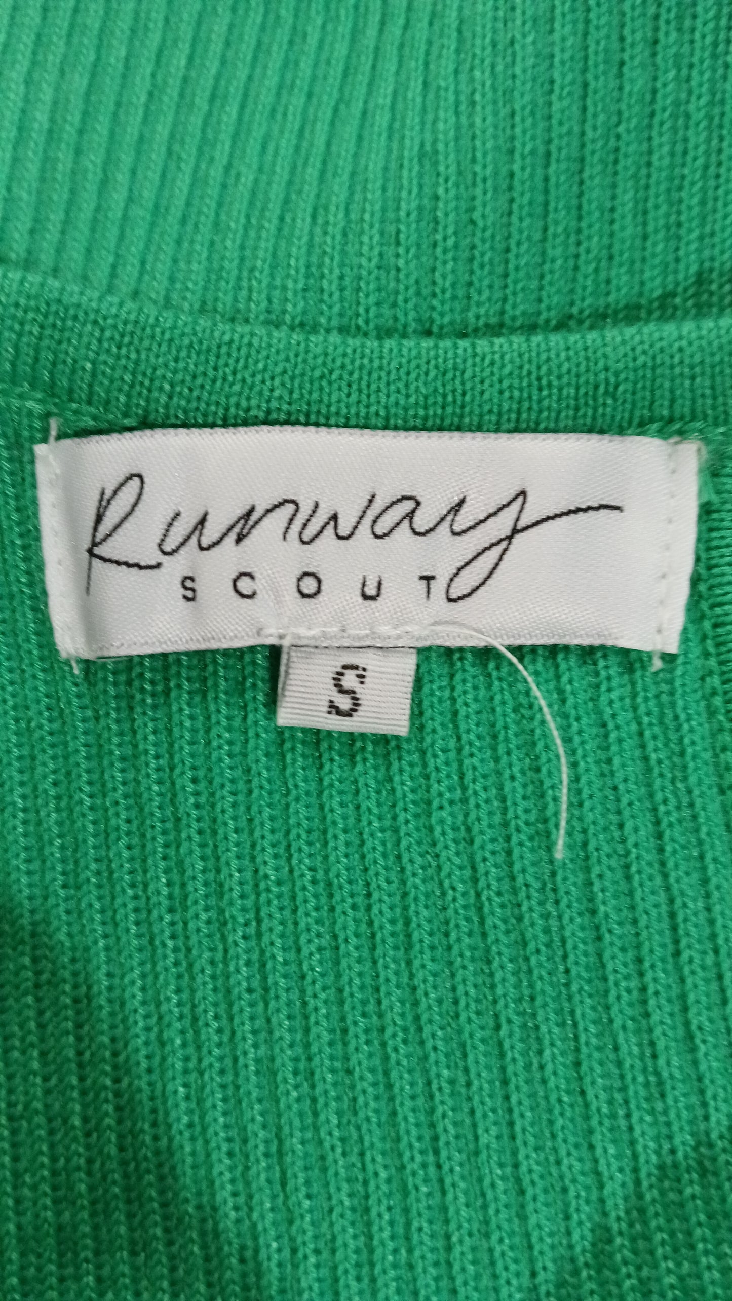 (S) Runway Scount | Green Blouse