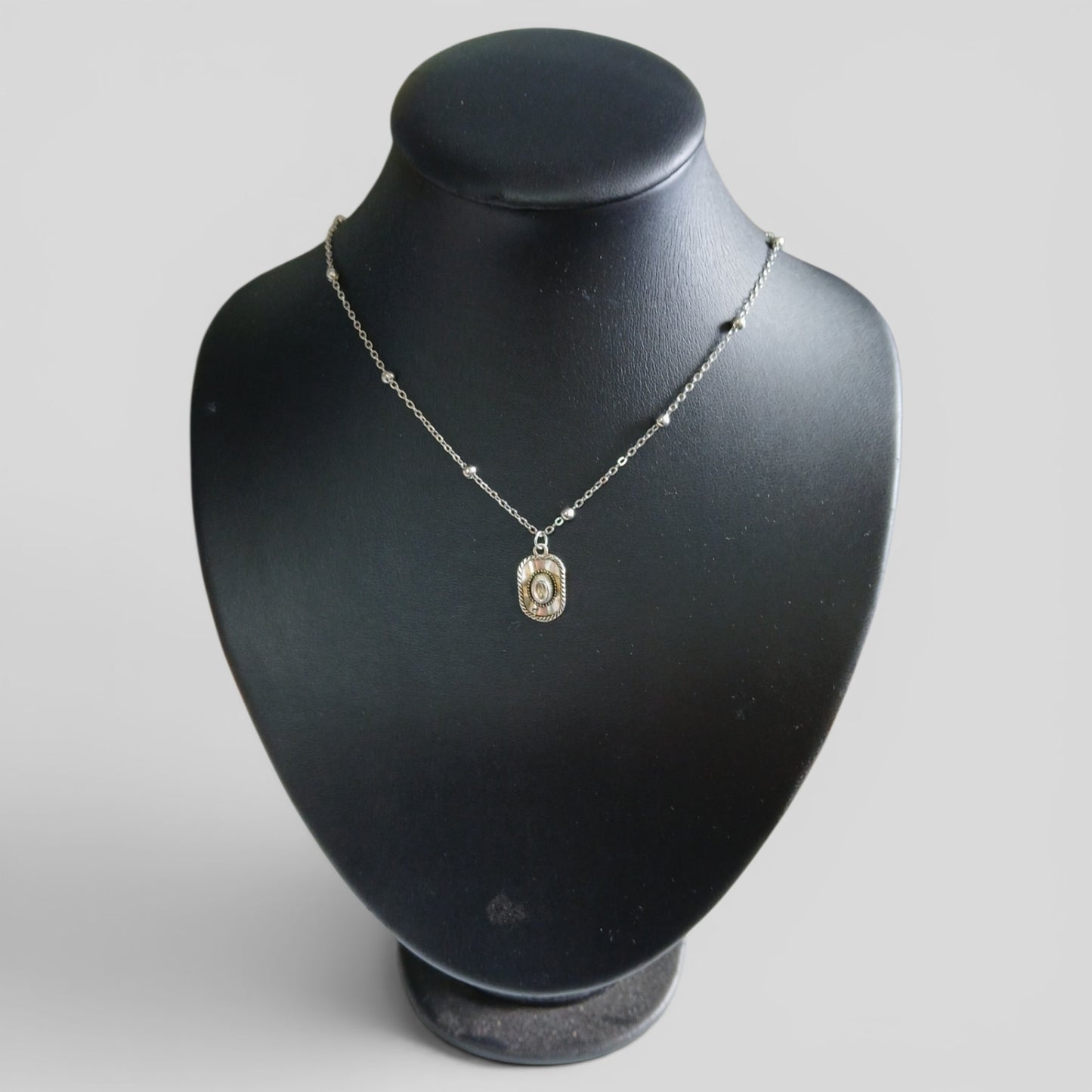 'Cowboy Hat' Necklace