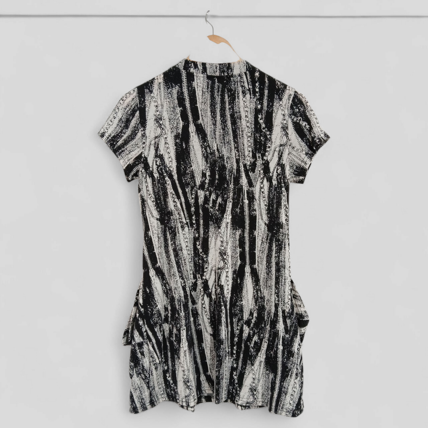 (8) Zipper Print Dress