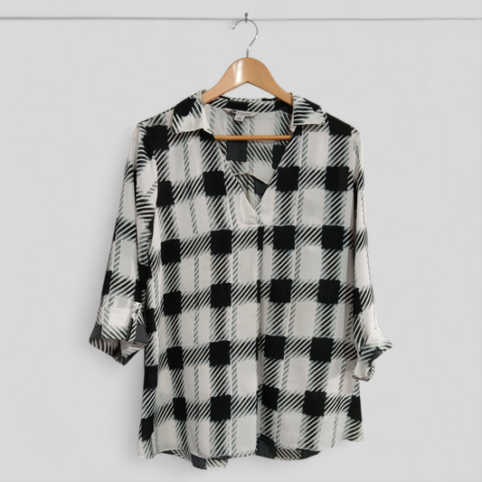 (10) Rockmans | BW Print Blouse