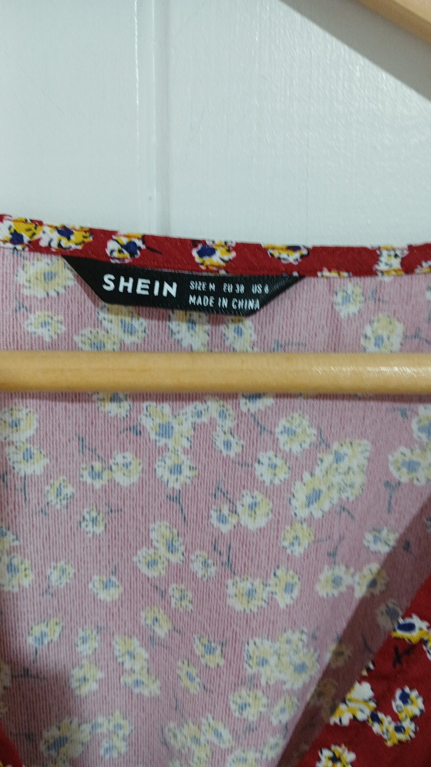 (M) Shein | Red LS Floral Dress
