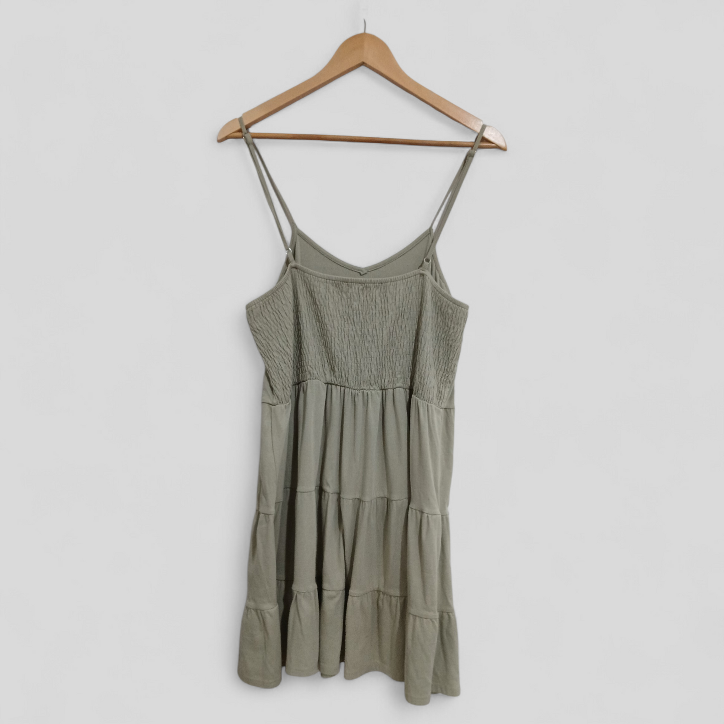 (14) Thanne | Green Dress