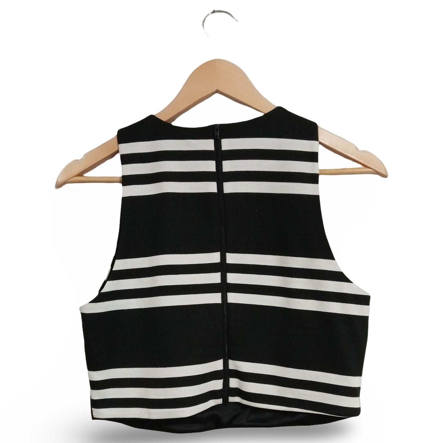 (14) Levora | Striped BW Blouse | BNWT