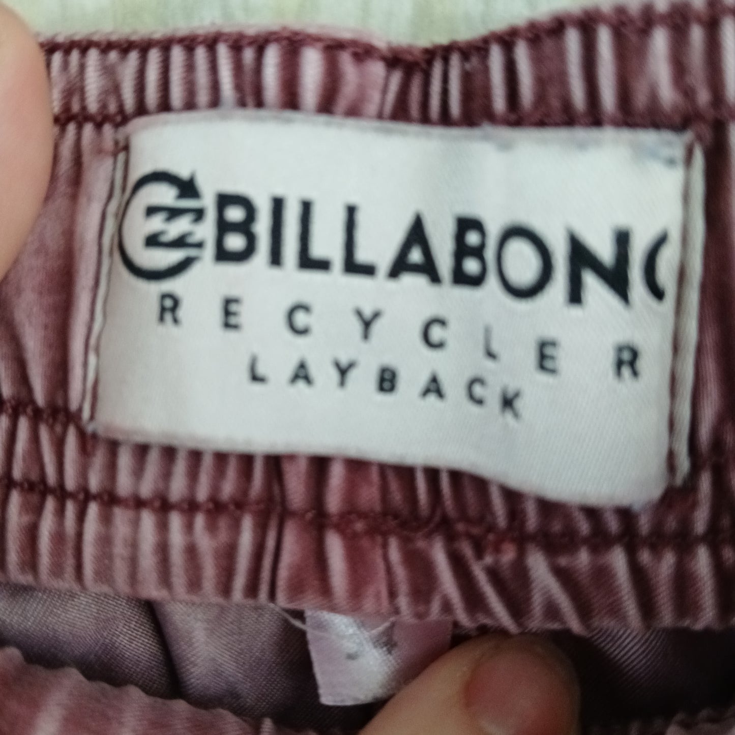 (34) Billabong Maroon Beach Shorts