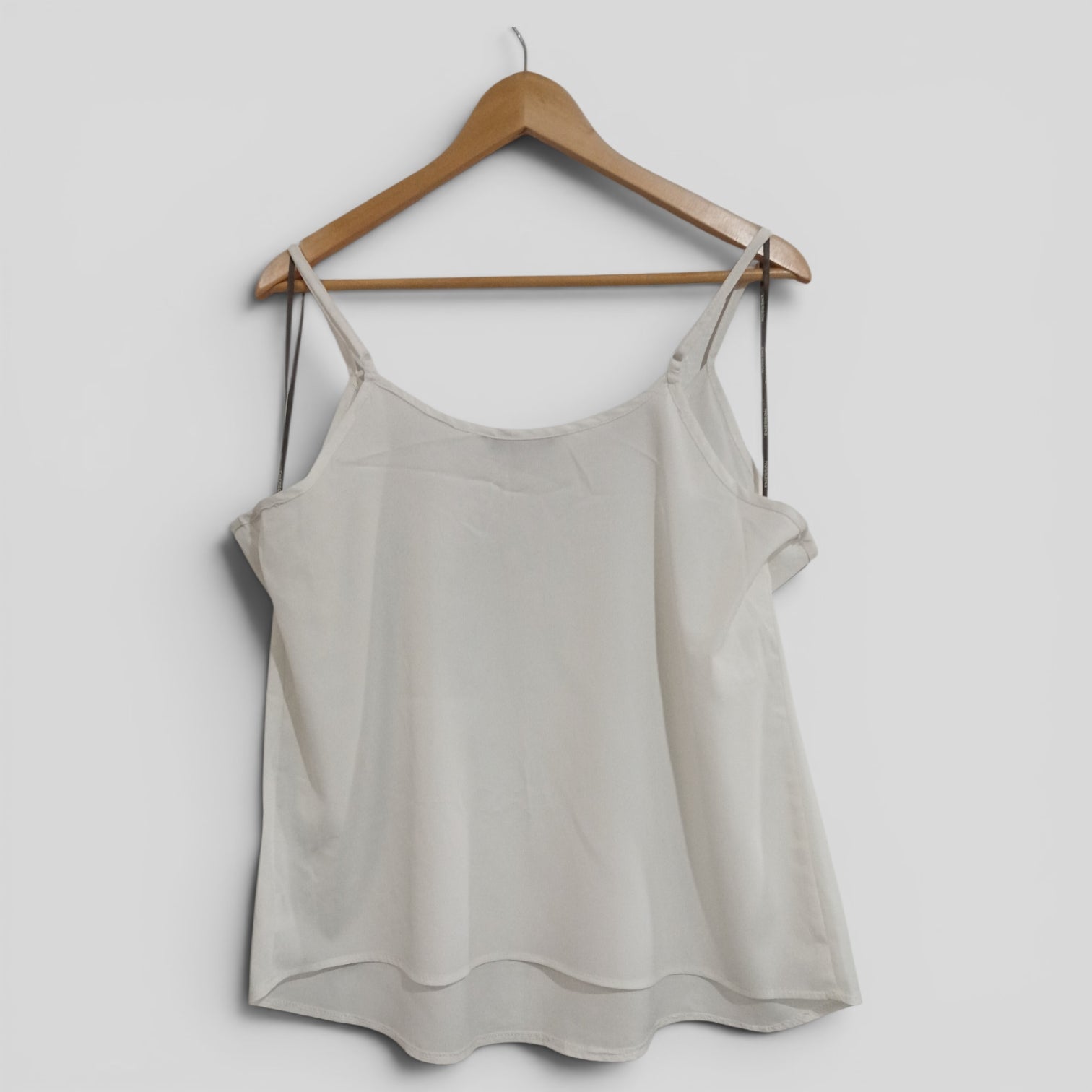 Image of (16) Emerson | White Singlet Blouse