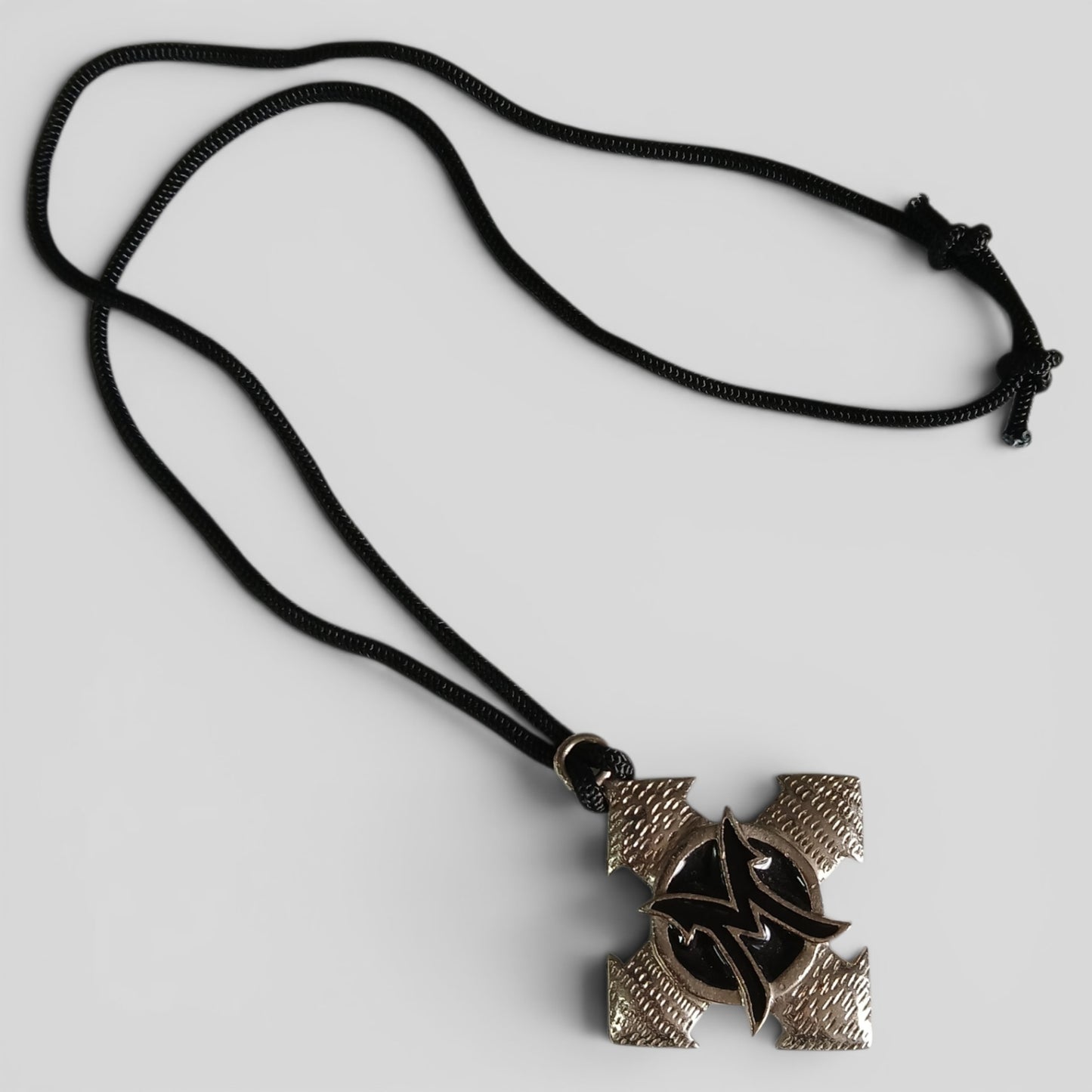 Necklace | M Pendant