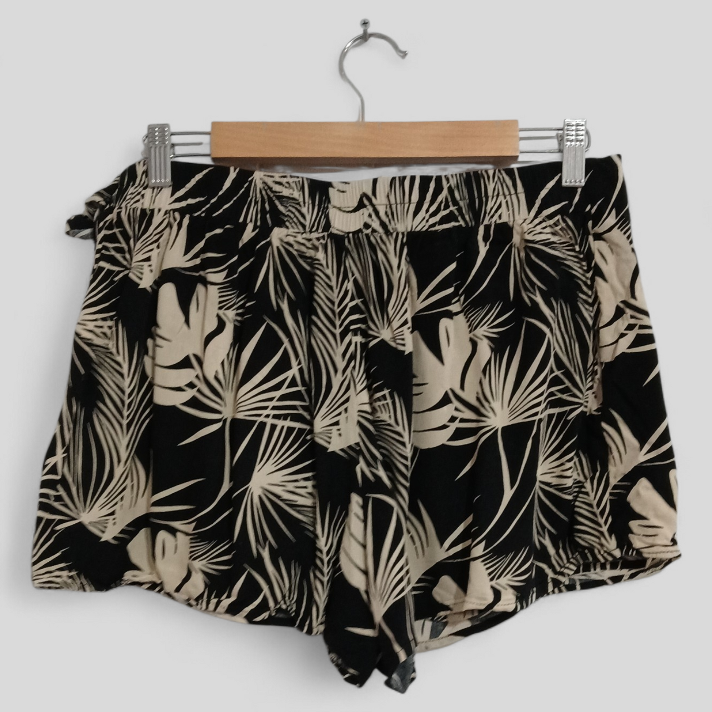 (14) Nunui | Skort