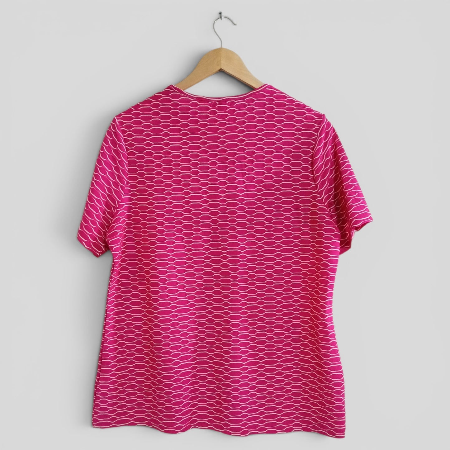 (14) Millers | Pink/White Textured Tee