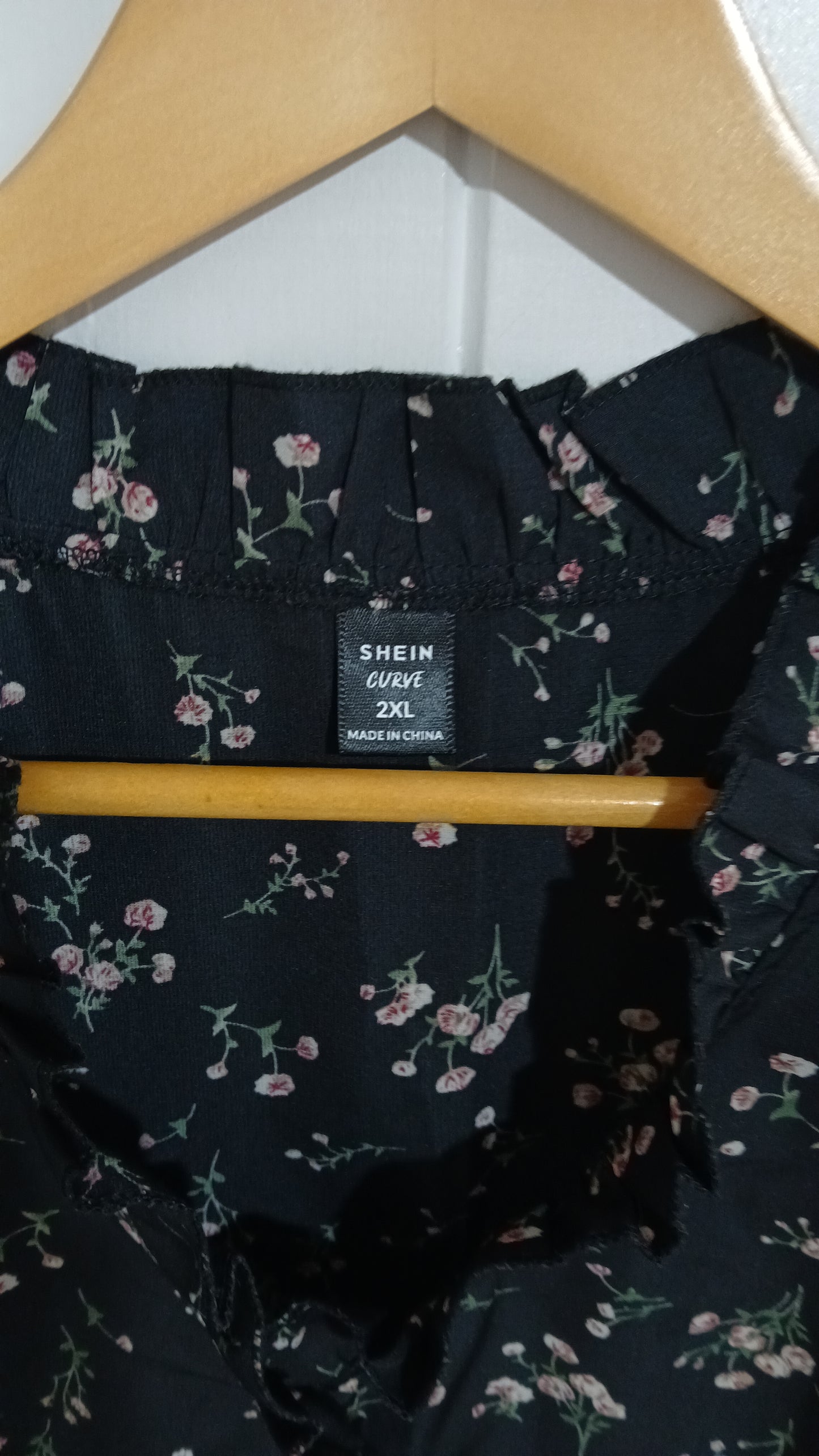 (2XL) Shein Curve | Floral Tank