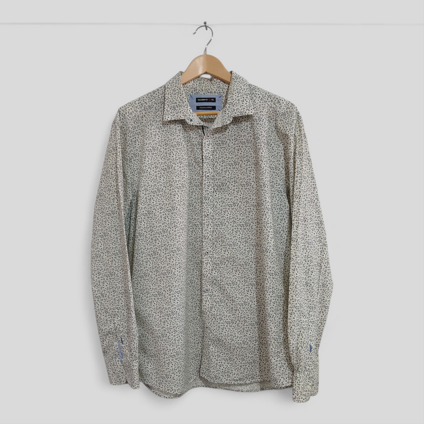 (XL) Target | LS Dress Shirt