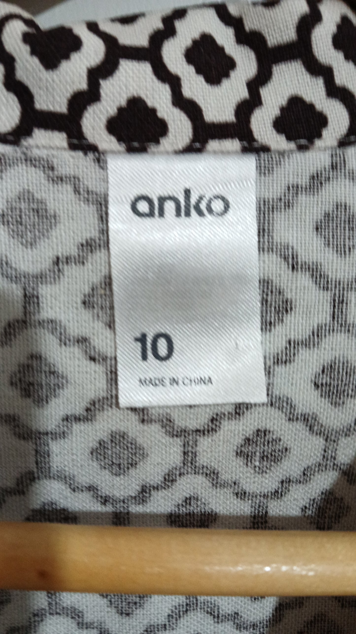 (10) Anko | Brown White Patterened Blouse