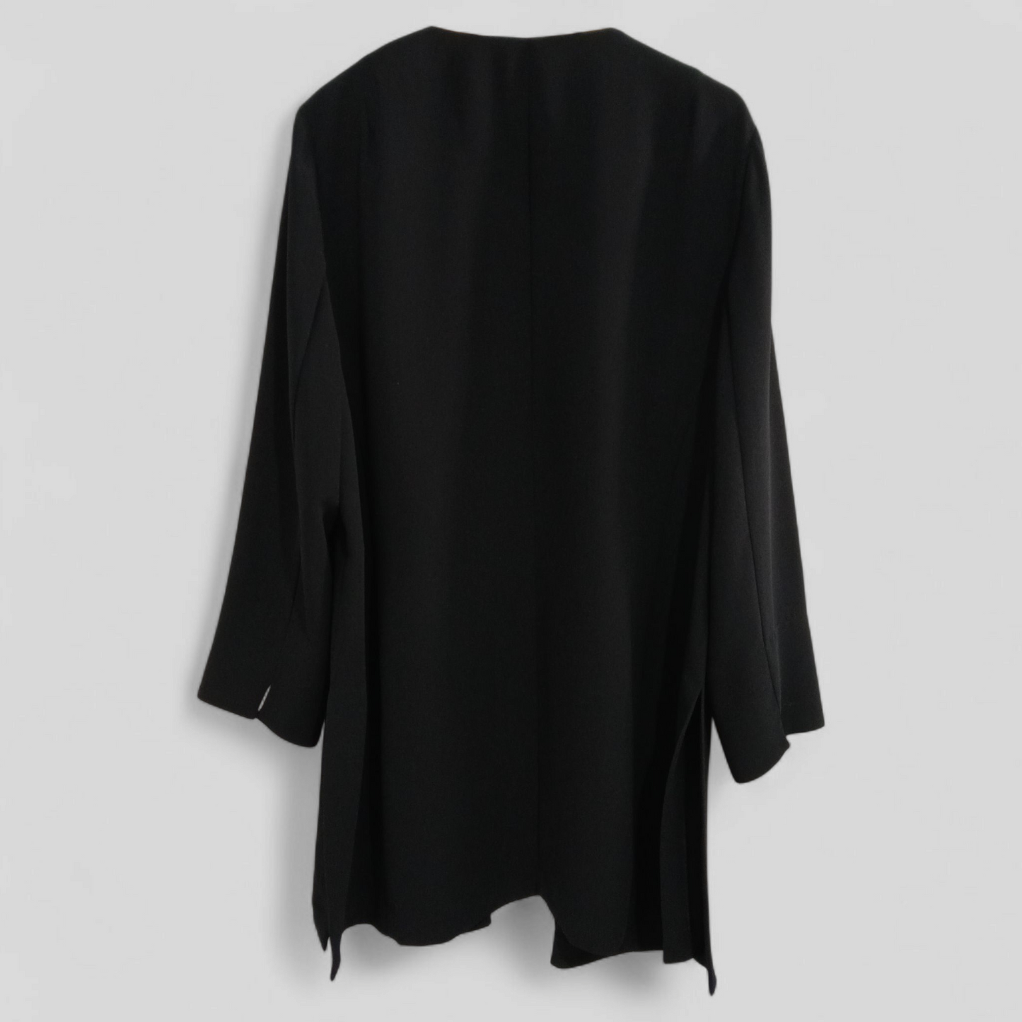 (20) Mirrorswoman | Black Cardi