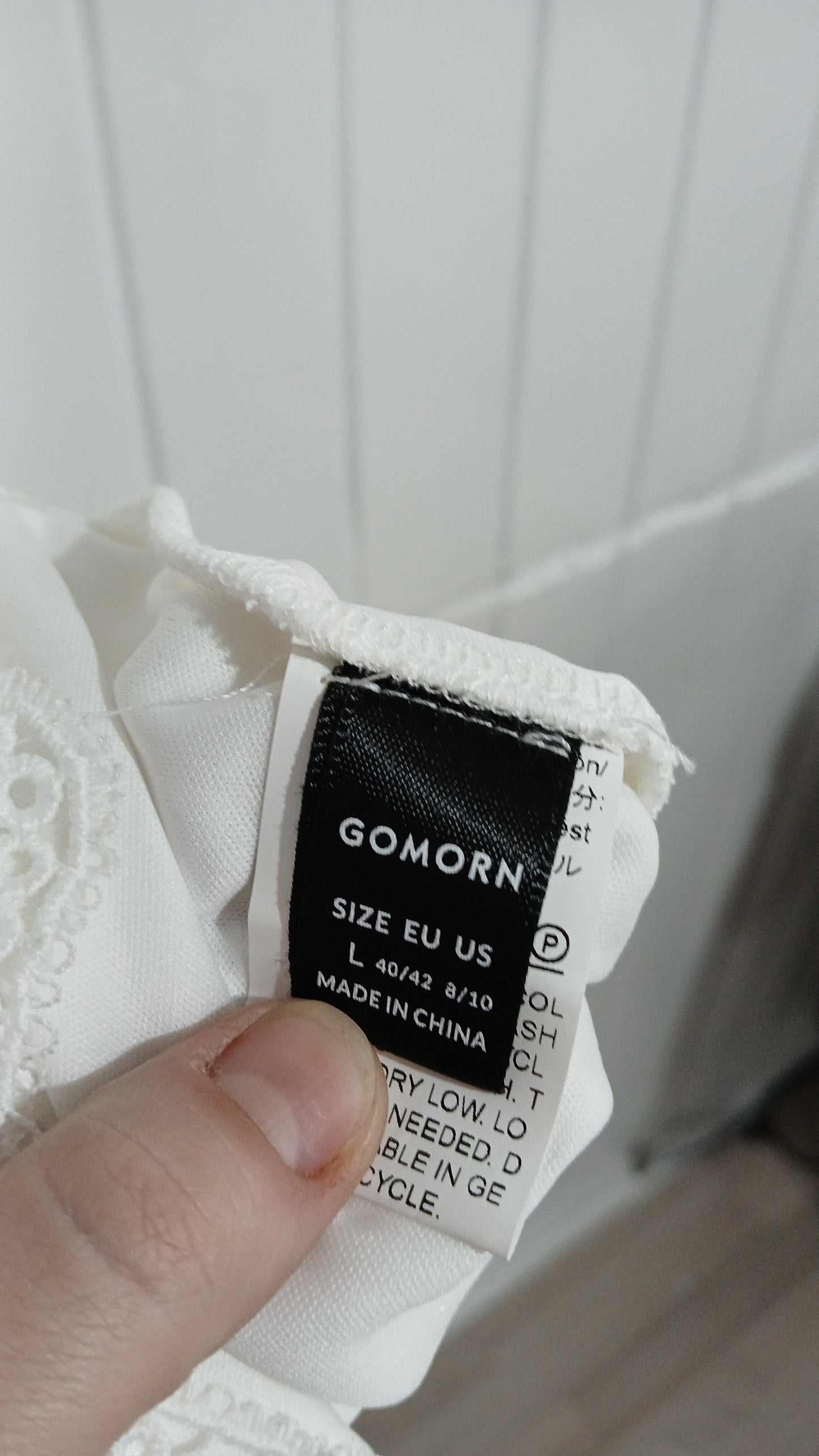 (L) Gomorn | White Lace Dress