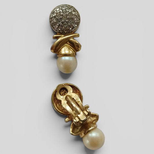 Clip On Earrings | Pearl Drop