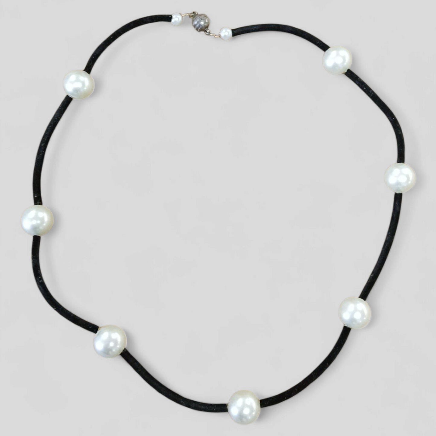 Necklace | Pearl Black
