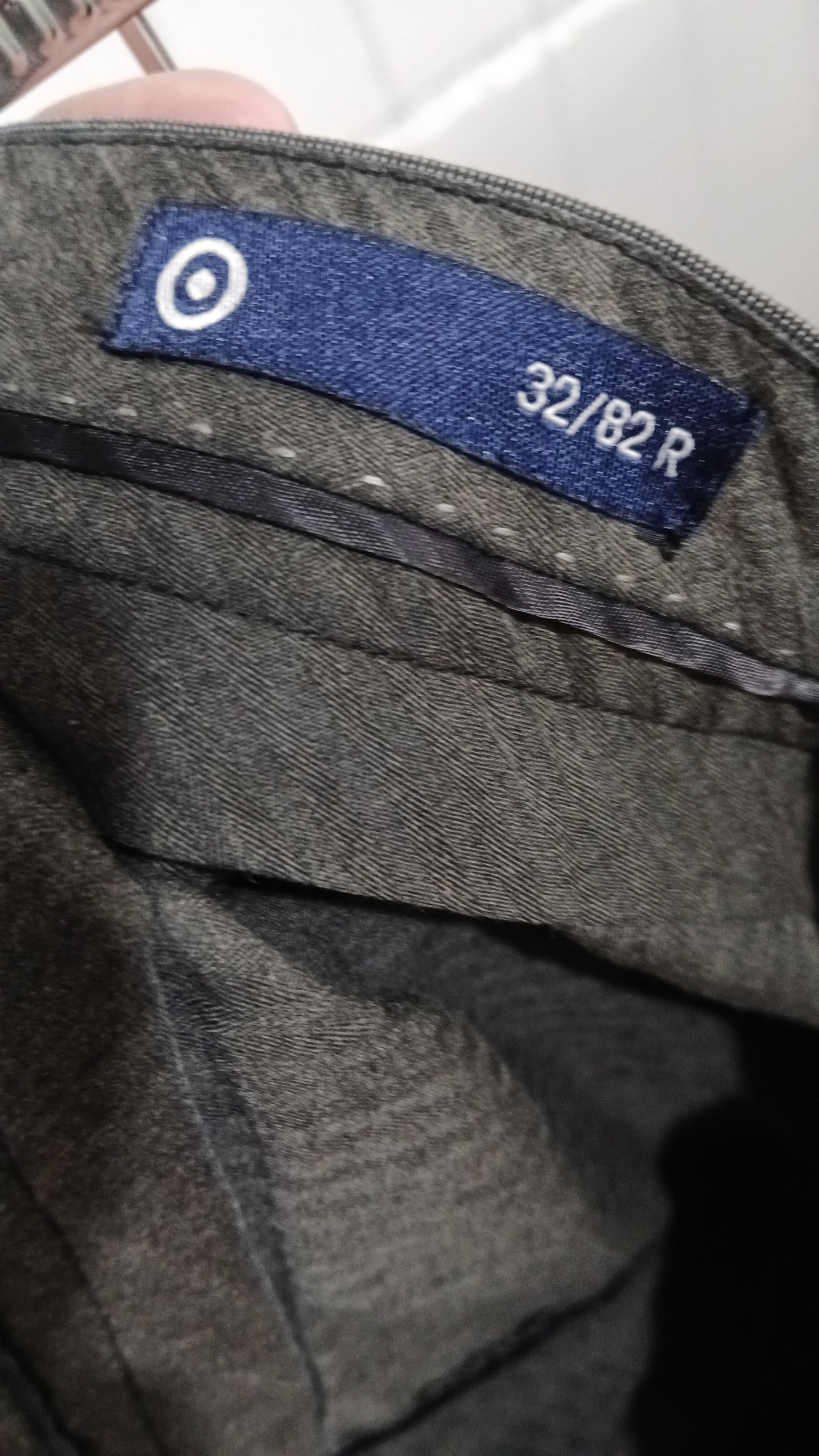 (32R) Target | Grey Pants