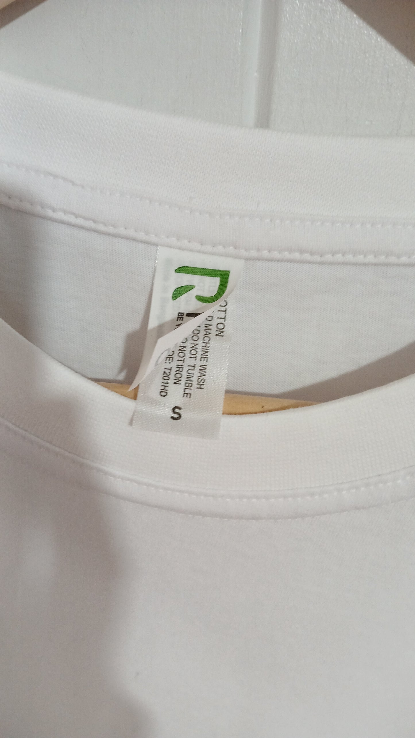 (S) BNWT | Howdy Hetty | White Apparel Tee