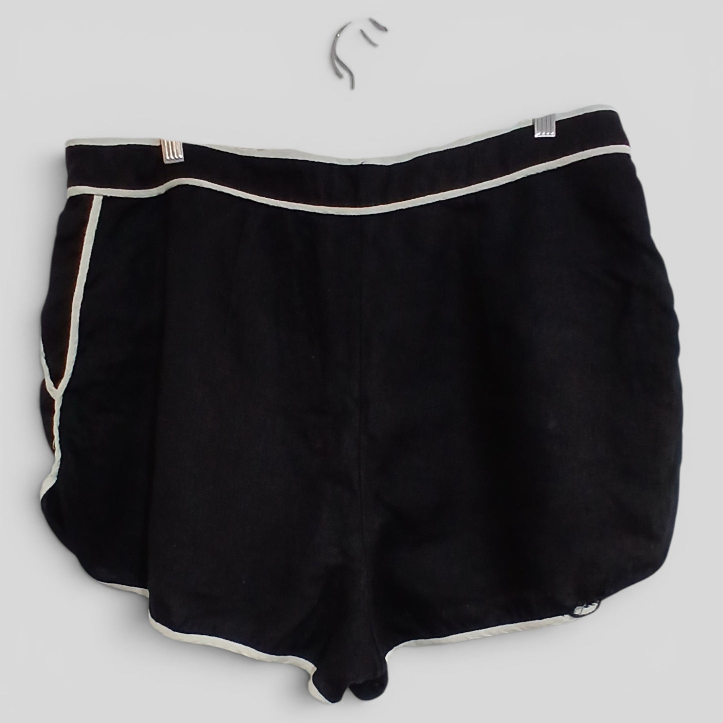 (16) Witchery | Black Linen Shorts