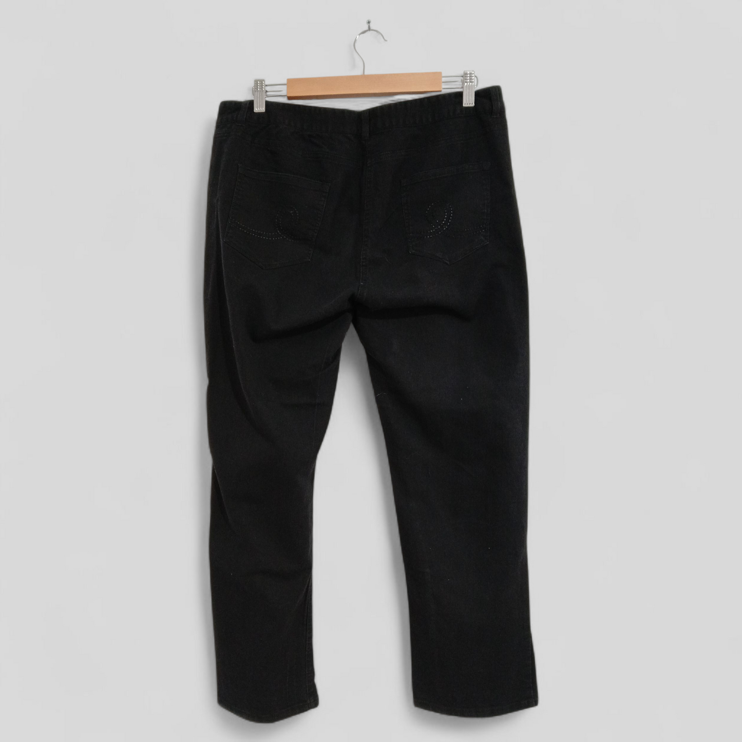 (16) Millers | Black Jeans