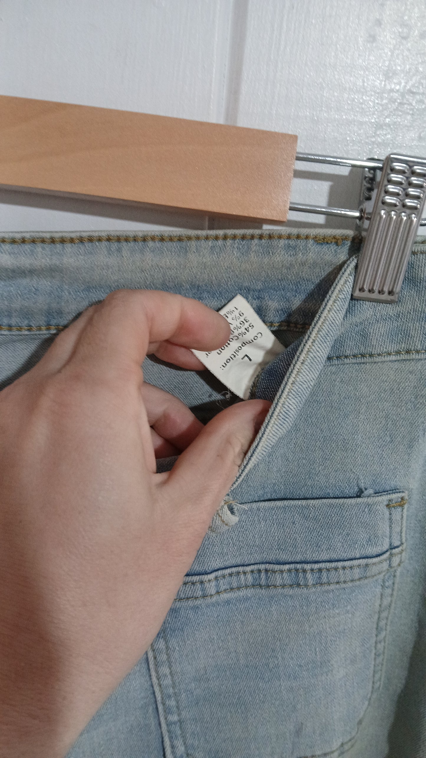 (L) Shein | Lightwash Jeans
