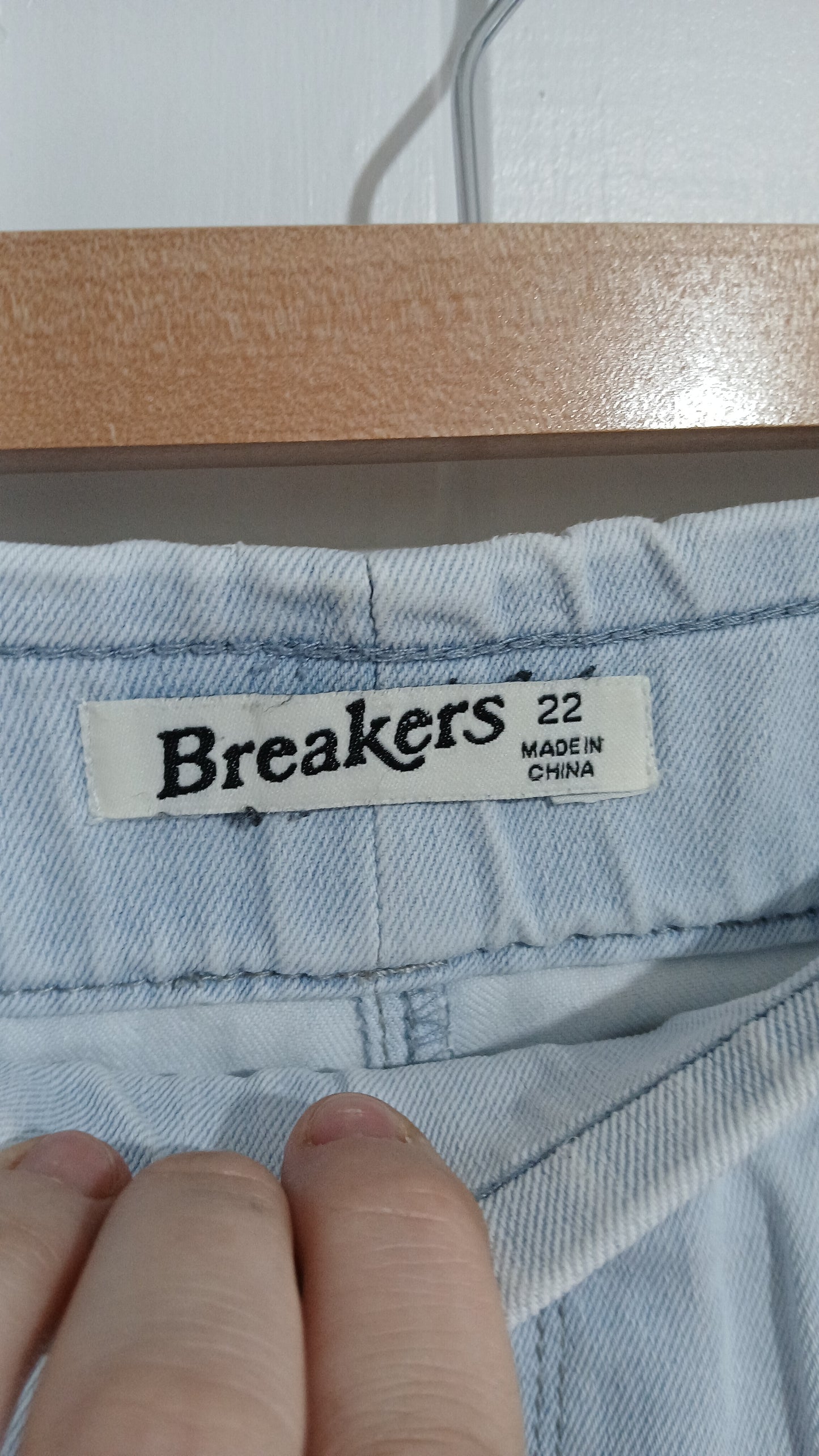 (22) Breakers | Light Denim Shorts/Capris