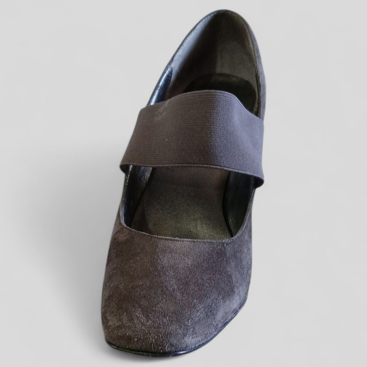 (40) Moda | Suede Heels