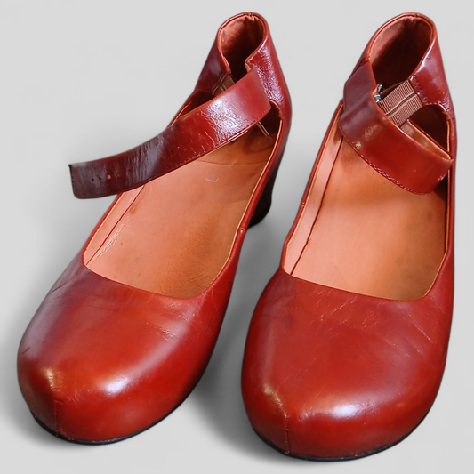(41) Red Leather Mary Janes