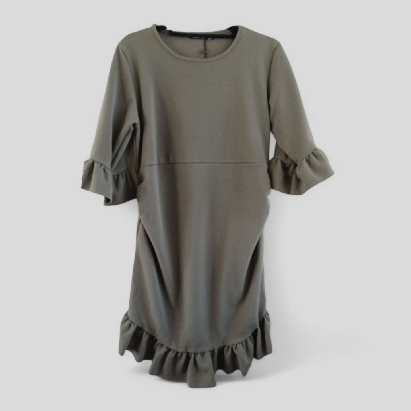 (12) BNWT | Boohoo | Maternity Dress