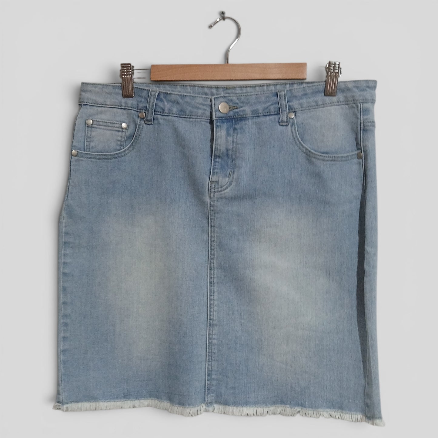 (16) Izabel London | Denim Skirt