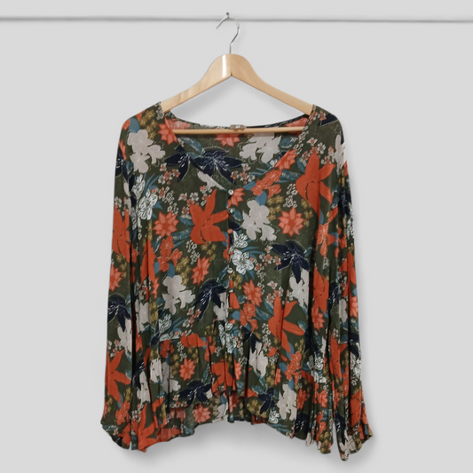 (2XL) Rivers | Floral Blouse