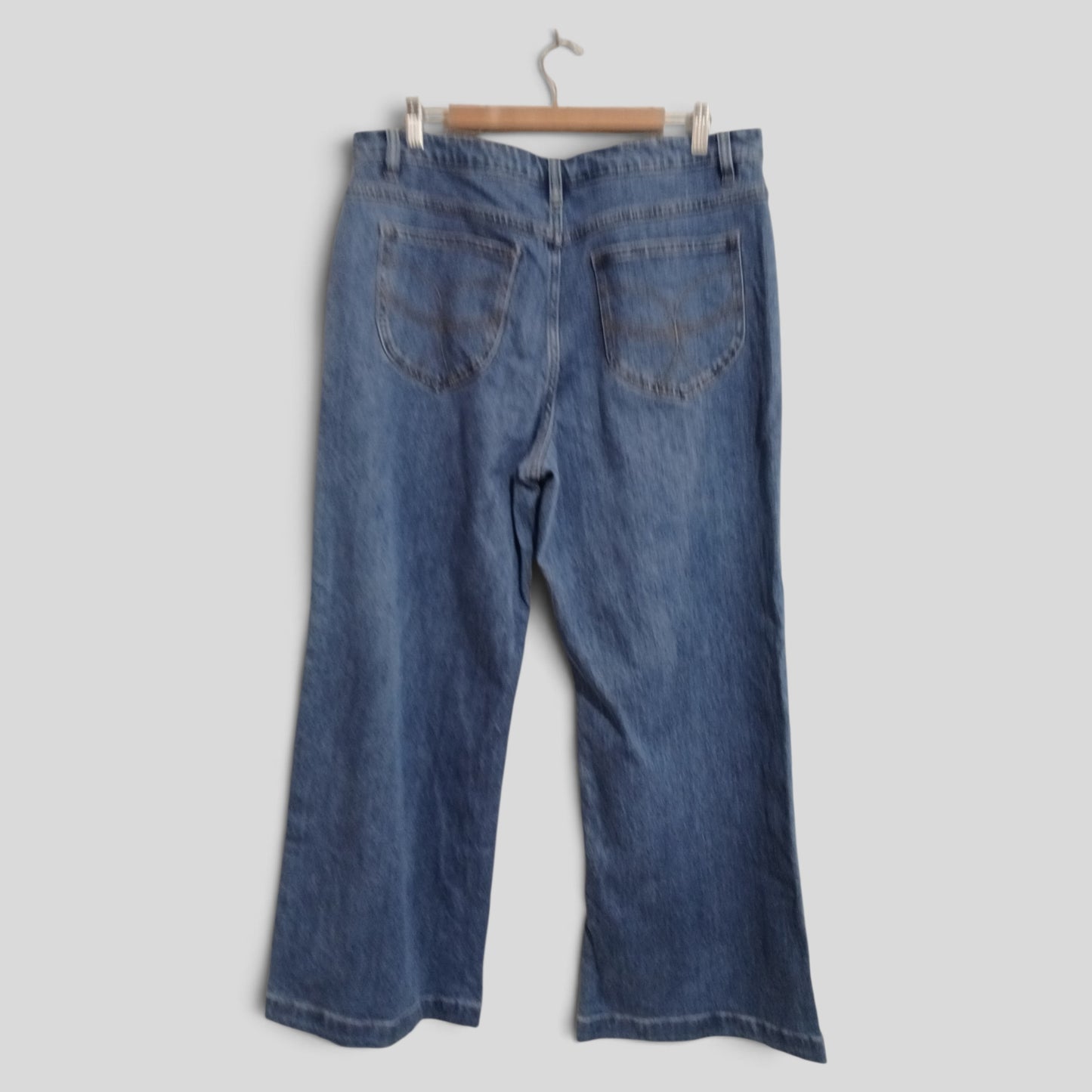 (16) Wakee | Wide Legs Jeans
