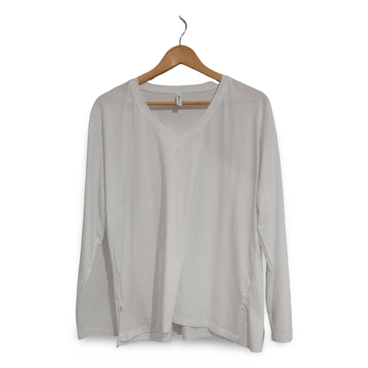 (L) &me | LS White Shirt