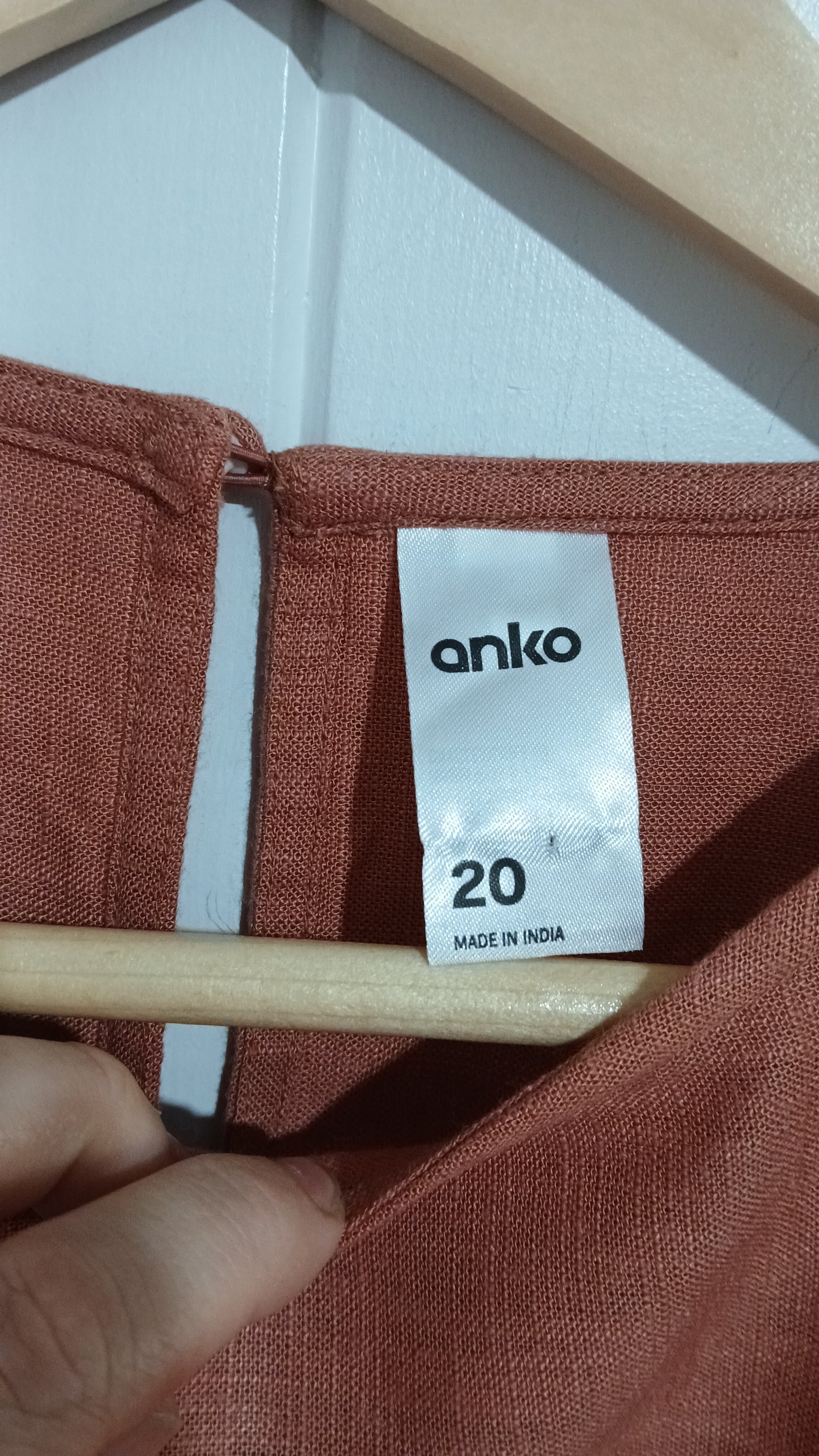 (20) Anko | Rust Blouse