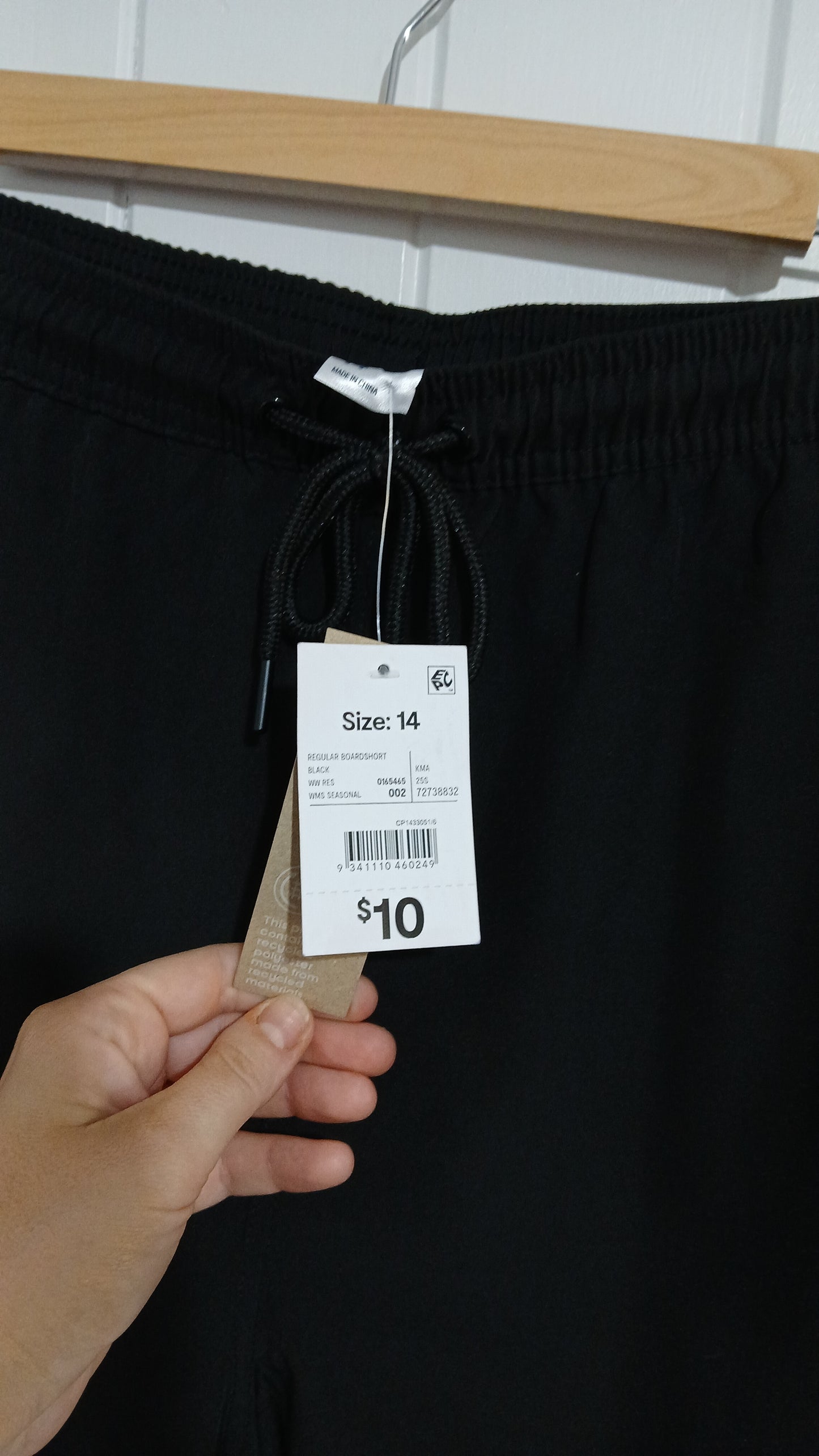 (14) BNWT | Anko Black Board Shorts