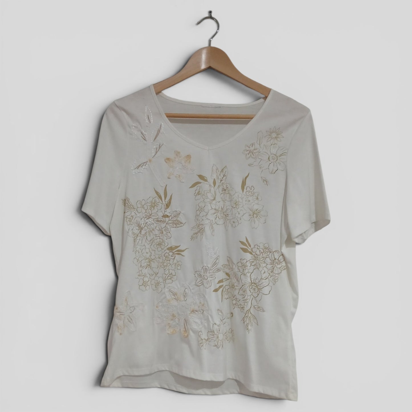 (10) White Gold Floral Blouse