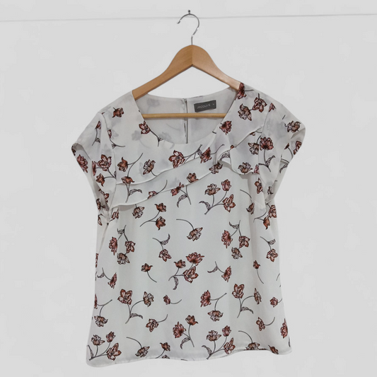 (14) Jaquie | Floral Blouse