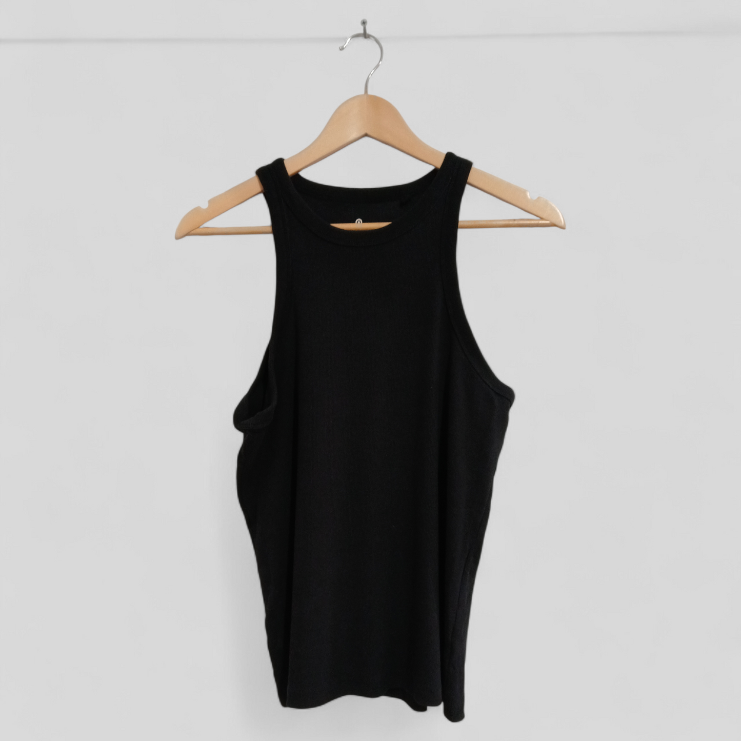 (XL) Target | Black Singlet