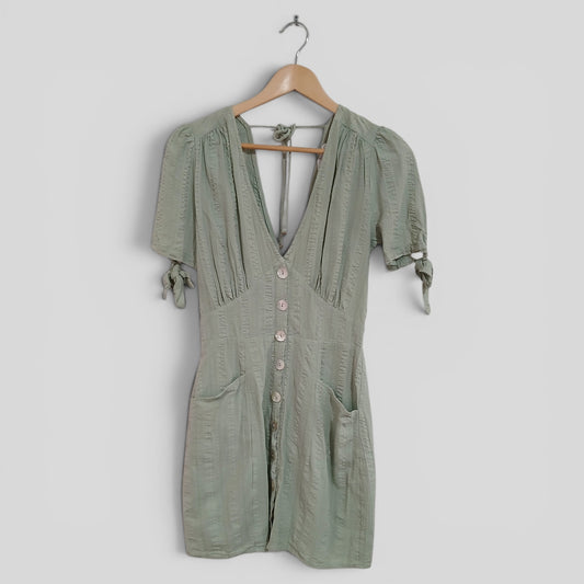 (6) Seven Wonders | Dress
