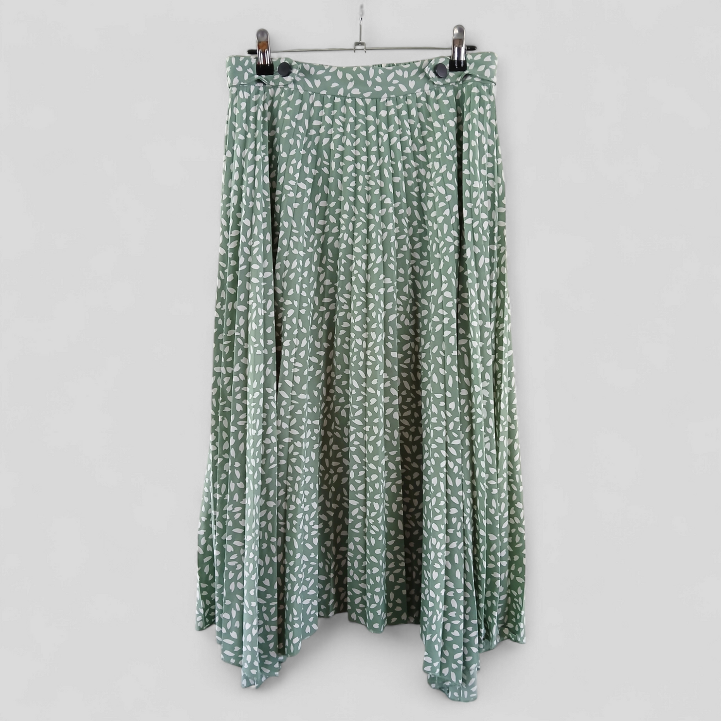 (12) Dotti Green White Dot patterned Maxi Skirt