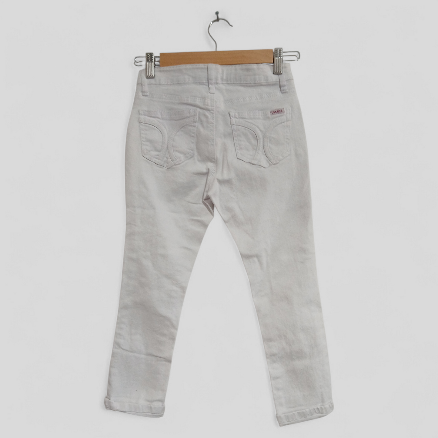 (8) Wakee Denim | White Capris | BNWT