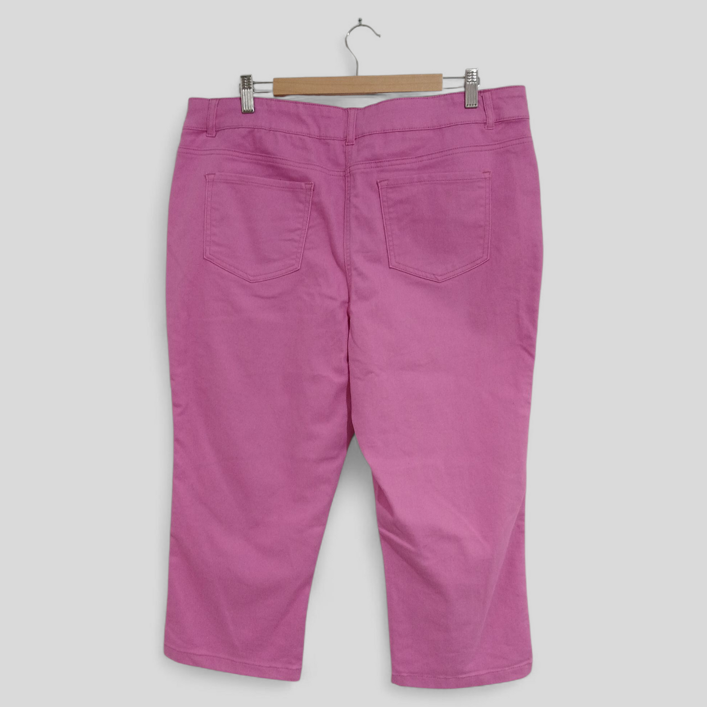 (16) Millers | Pink Capris