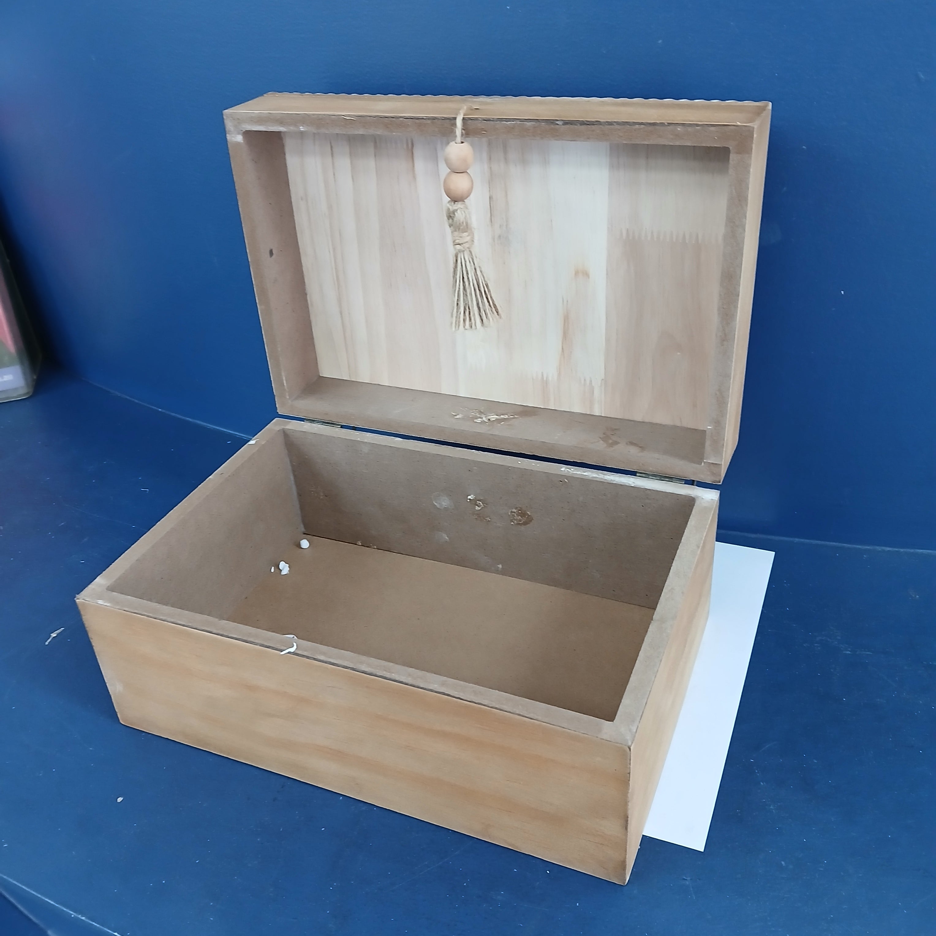 Image of BOX WOODEN NATURAL LGE