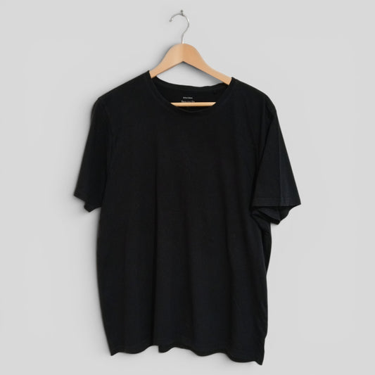 (XL) Brilliant Basics | Black Tee