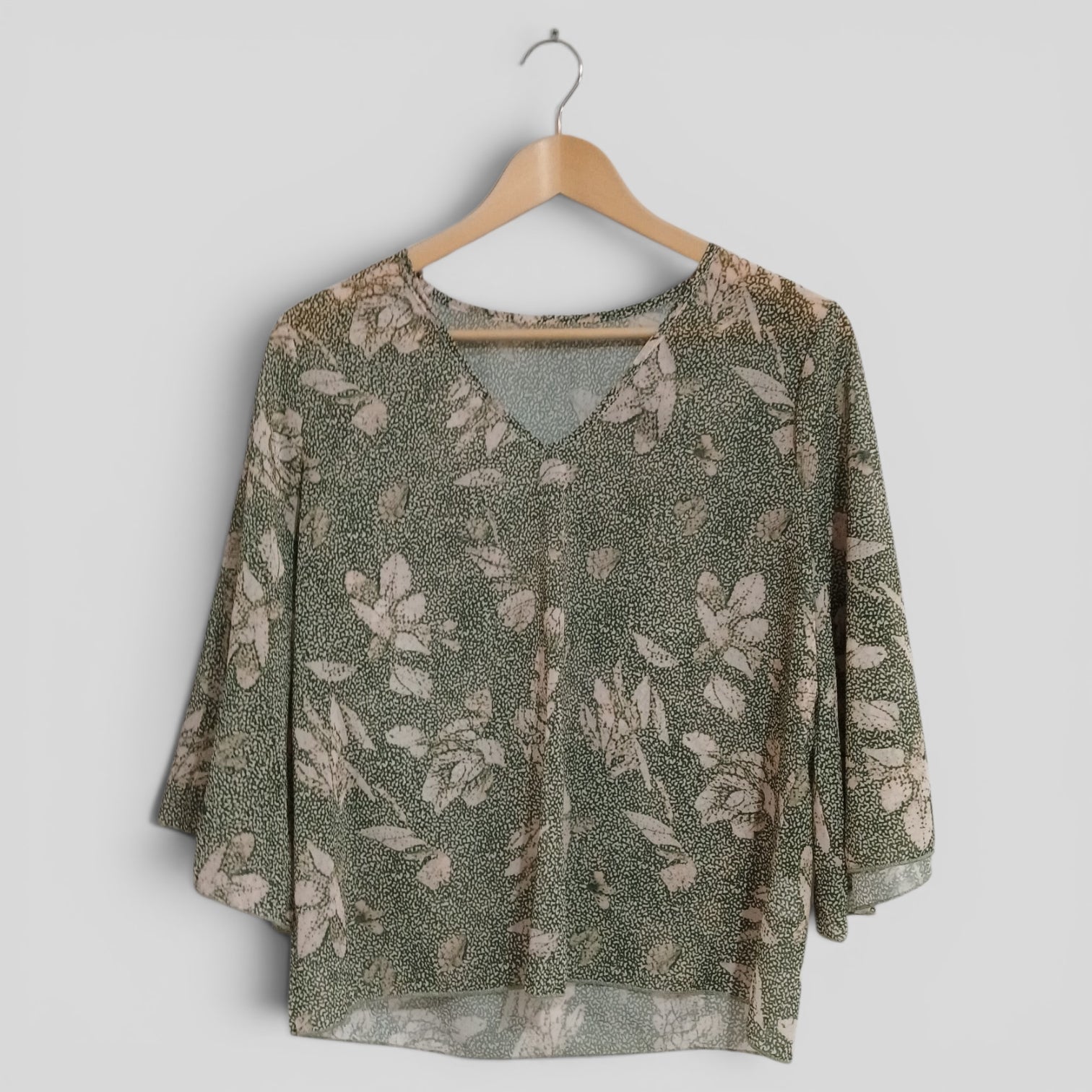 Image of (L) Shein | Patterned Blouse