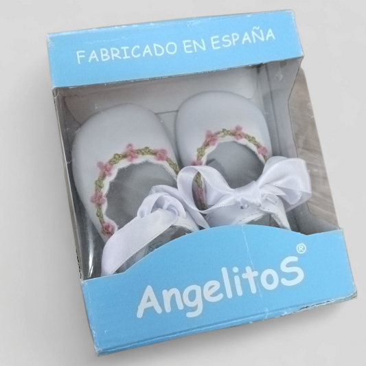 (19) BNWT | Angelitos | Blanco Baby Shoes