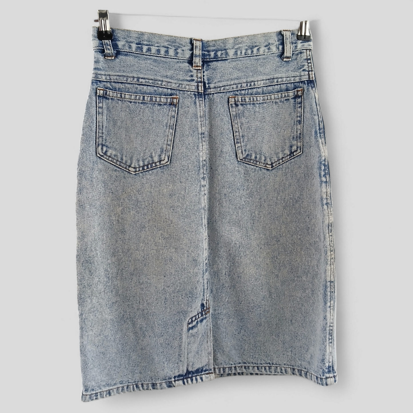 (8) Denim Skirt