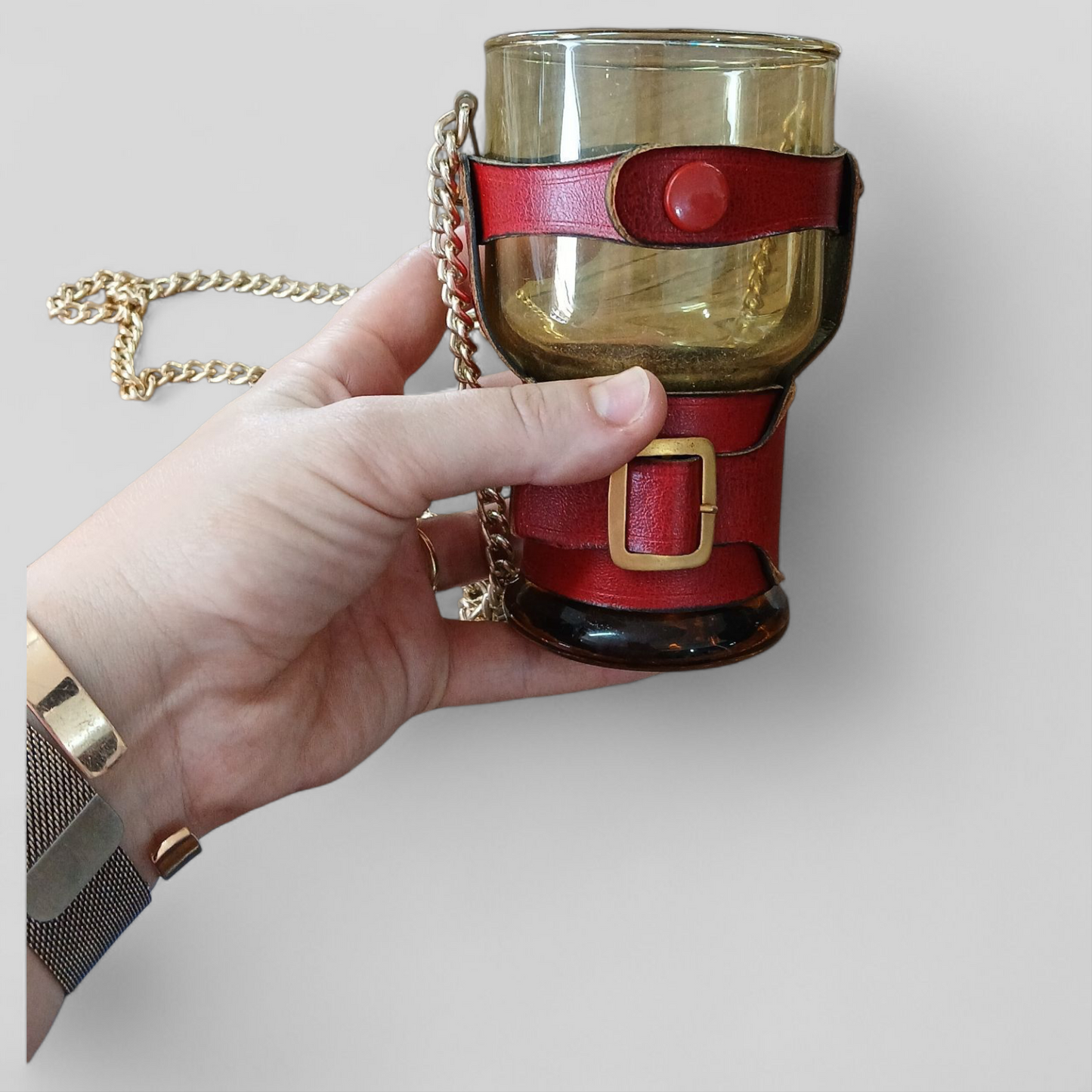 Glass with Chain