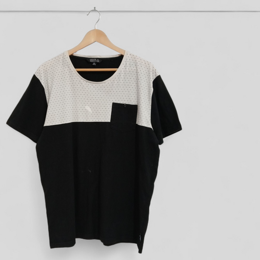 (XXL) Insitu Collective | BW tee