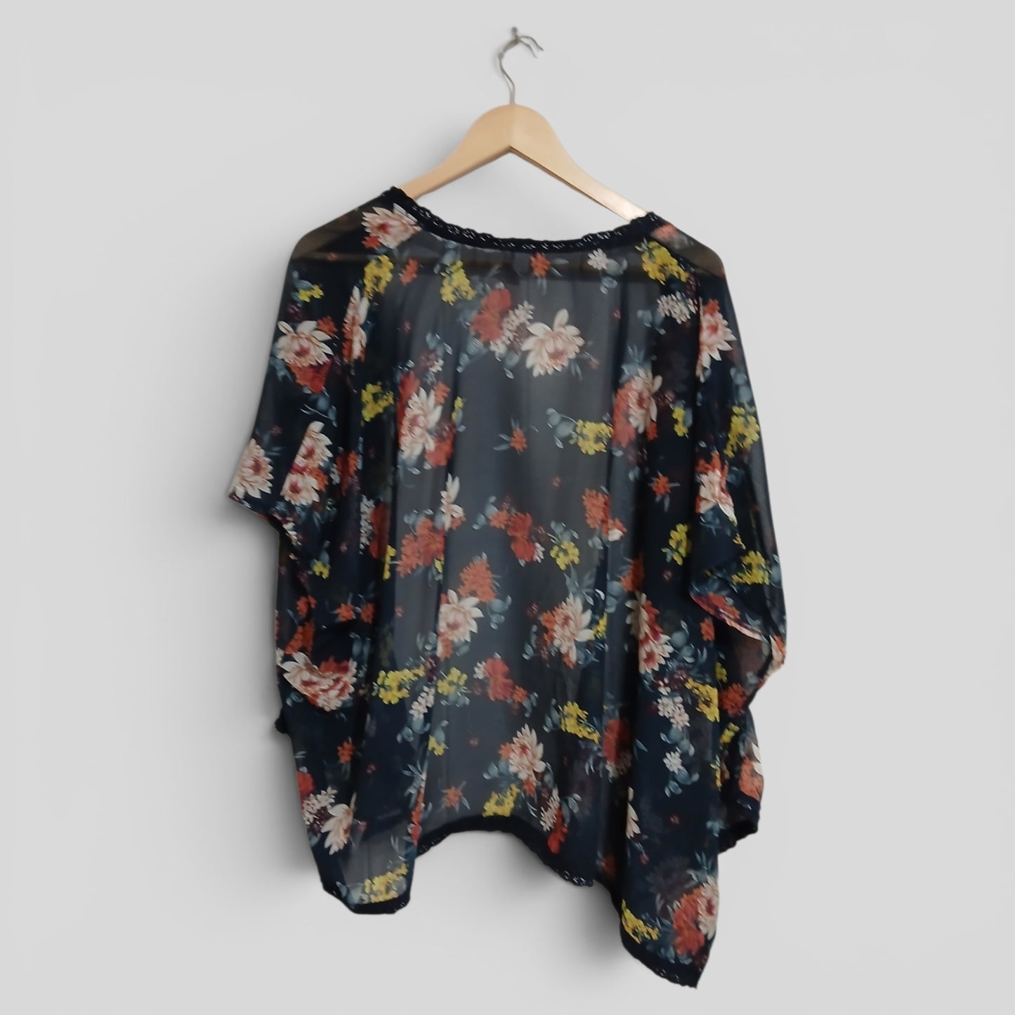 (S/M) Lee Cooper | Sheer Floral Kimono
