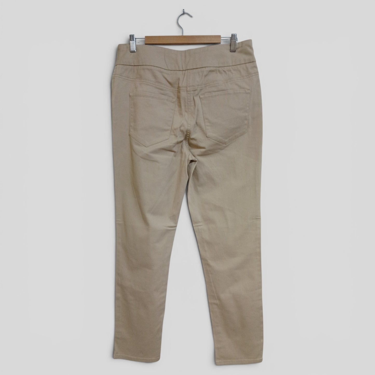 (14) Established | Cream Pants